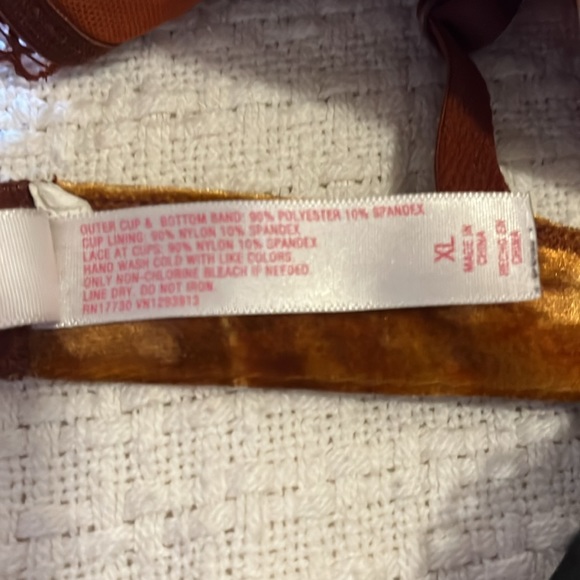 2 velour triangle bralettes. Xhilaration brand. Size XL. - Picture 5 of 6